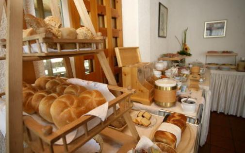 Hotel Bischof Dornbirn Ngoại thất bức ảnh